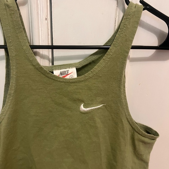 Nike Women's Green Tank Top - Picture 2 of 4